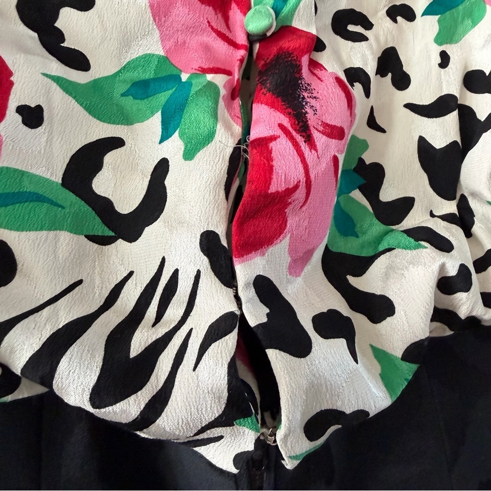 Vintage 100% Silk A.J. Bari Animal Print Floral Tiered Fit Flare Dress Sz 6 - Picture 7 of 15